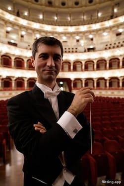 Ariana Grande concert security booted man who tried to rush her at Wicked premiere