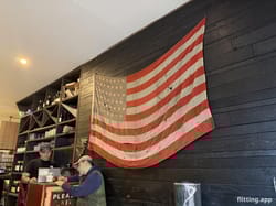 Old US flags with too few stars have gone extinct
