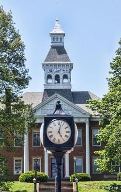 Old courthouse for sale with office spaces