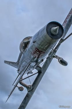 US fighter jets make provocative flyover of Venezuela