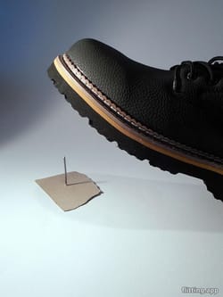 "कीम्ह ब्राय को वापस से माउंटेंटेनिंग कर रही हैं: पीछे का स्ट्रेस फ्रैक्चर के दोबारा होने पर"
(Translation: कीम्ह ब्राय को वापस से माउंटेनिंग कर रही हैं: पीछे का स्ट्रेस फ्रैक्चर के दोबारा होने पर)