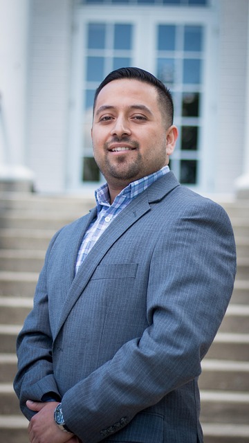 apple is losing dozens of top executives in biggest shakeup since steve jobs