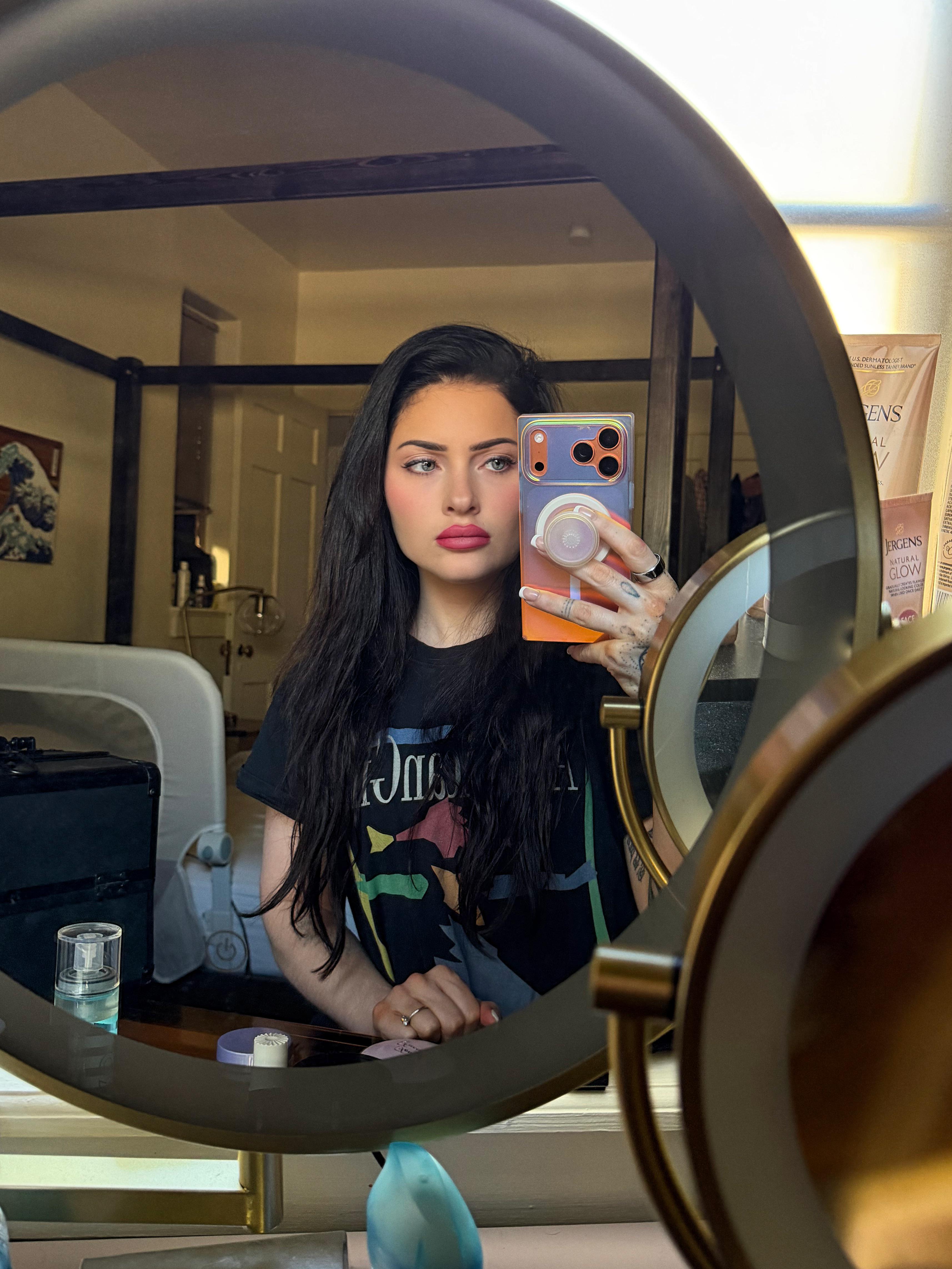 I just got my eyebrows done but struggling to finish the look without mascara