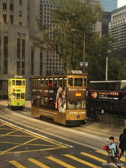 Aunt smacks disabled person to grab seat on bus