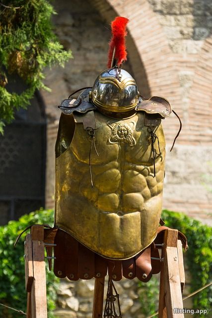 Thierry Henry talks Mo Salah saying he never spoke out against Wenger or Guardiola publicly